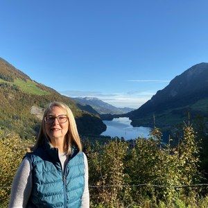 Meet your Posher, Nancy